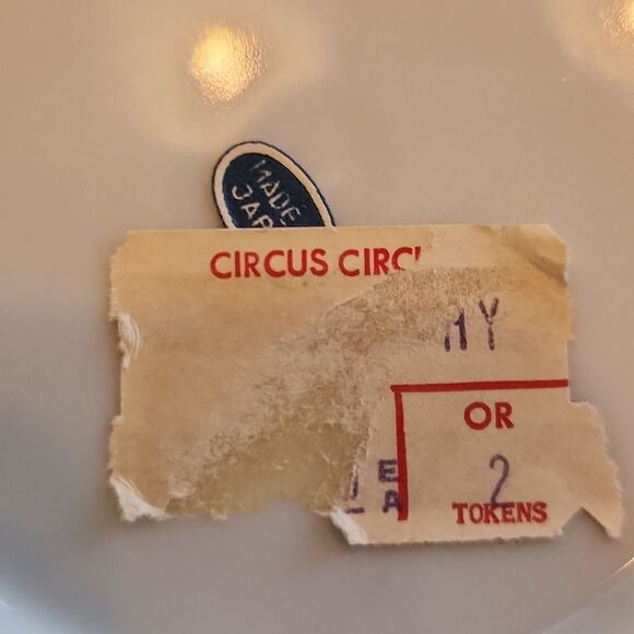 Fabulous Las Vegas vintage souvenir plate. - Picture 4 of 5